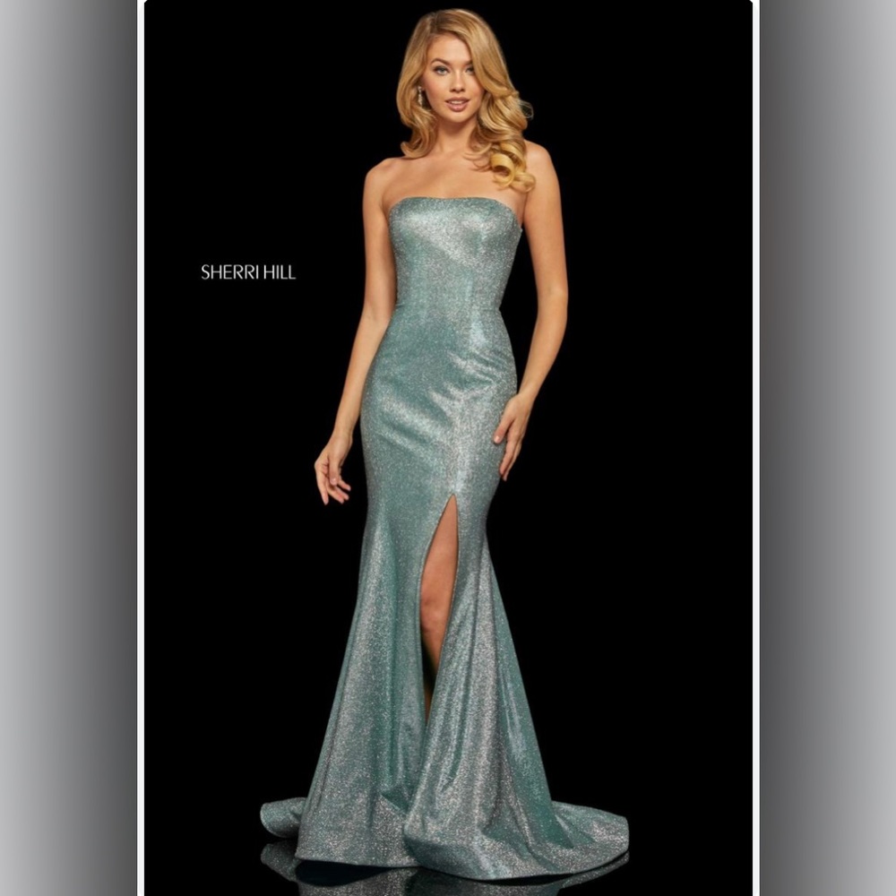 NWT Sherri Hill aqua/silver Size 12 Formal Gown
